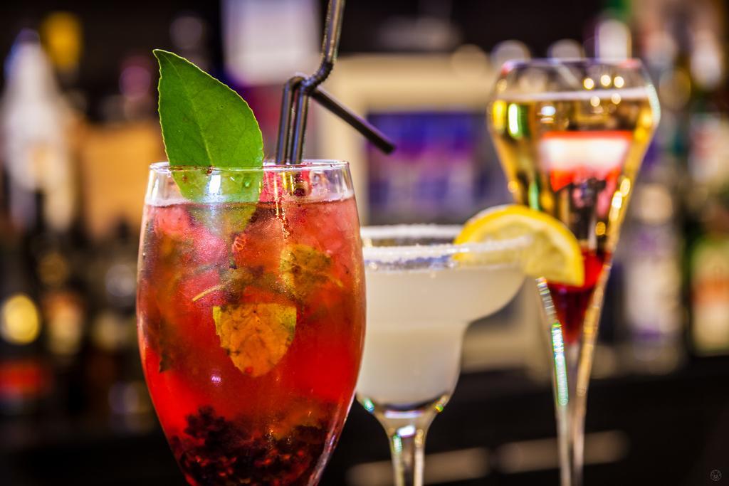 Mds Hotel Concepción Eksteriør billede Cocktails